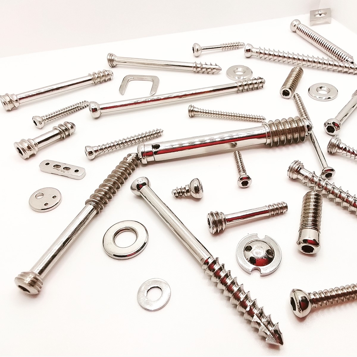 OSFIX Cortical Screw